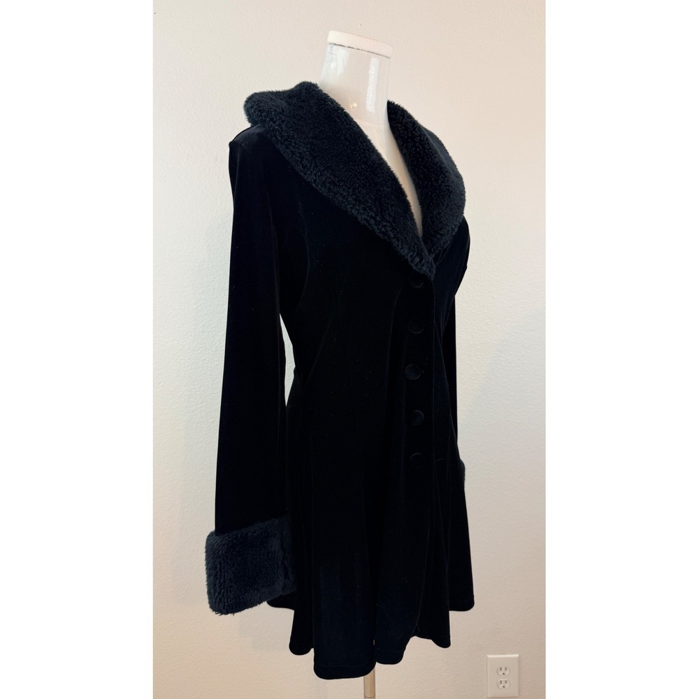 BASIC USA Whimsigoth Goth Black Velvet Faux Fur Trim Button Front Coat Large - Picture 10 of 10